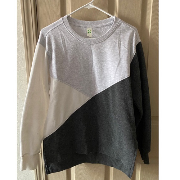 Sweatshirt - Picture 2 of 2